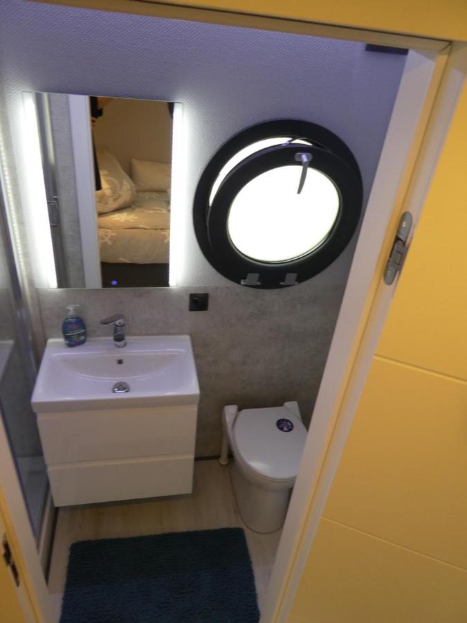 Hausboot Moselrose In Poelich Hotel Polich Buitenkant foto